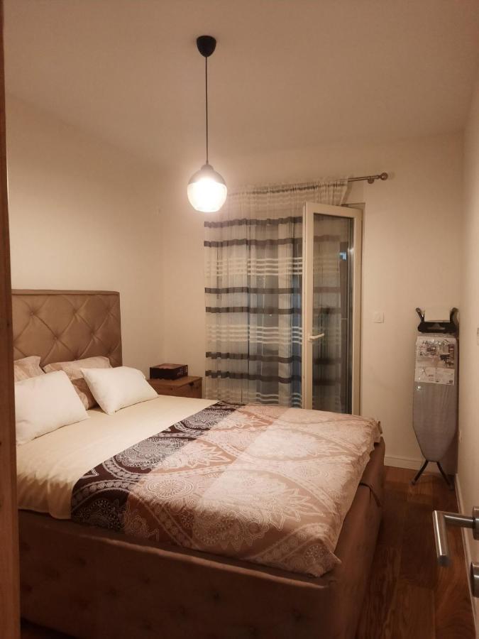Apartment Alex บาร์ ภายนอก รูปภาพ