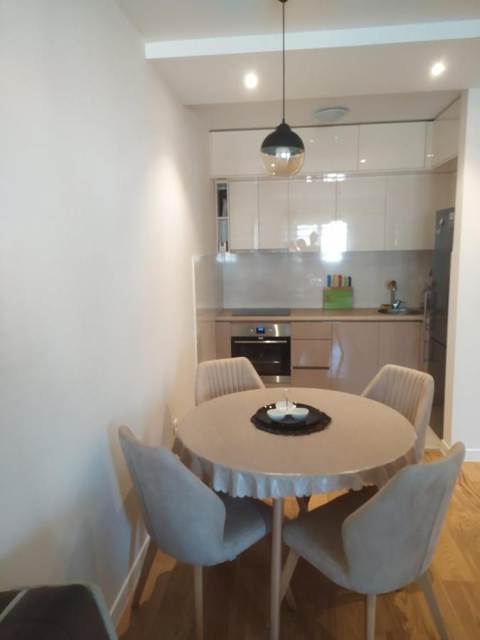 Apartment Alex บาร์ ภายนอก รูปภาพ